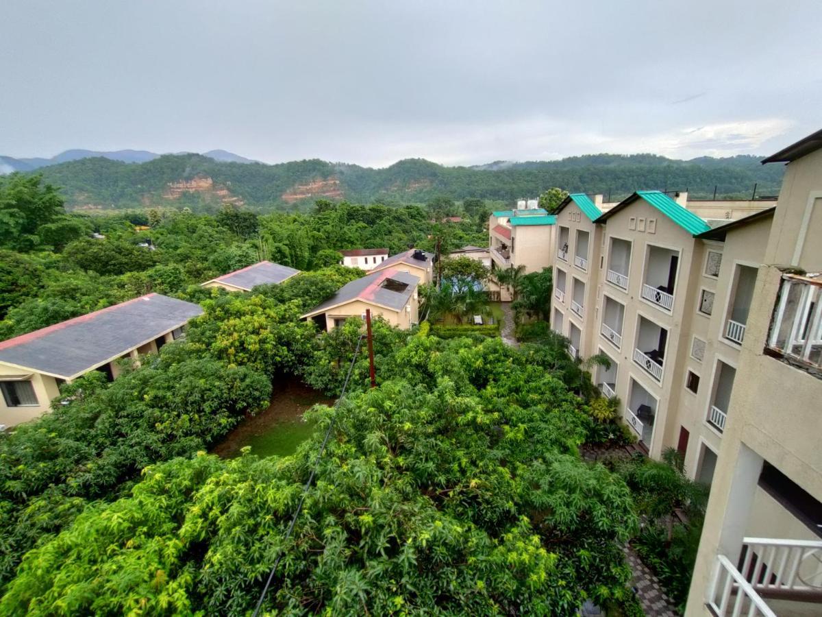 La Savanna By Dl Hotels & Resorts Rāmnagar Exterior foto
